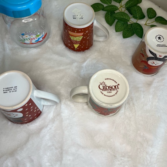 Christmas Mug Bundle - Picture 8 of 9